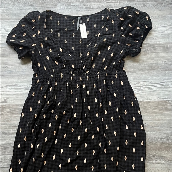 Anthropologie Dresses & Skirts - Anthropologie The Josie V-Neck Mini Dress New with tag Sizes X-Large